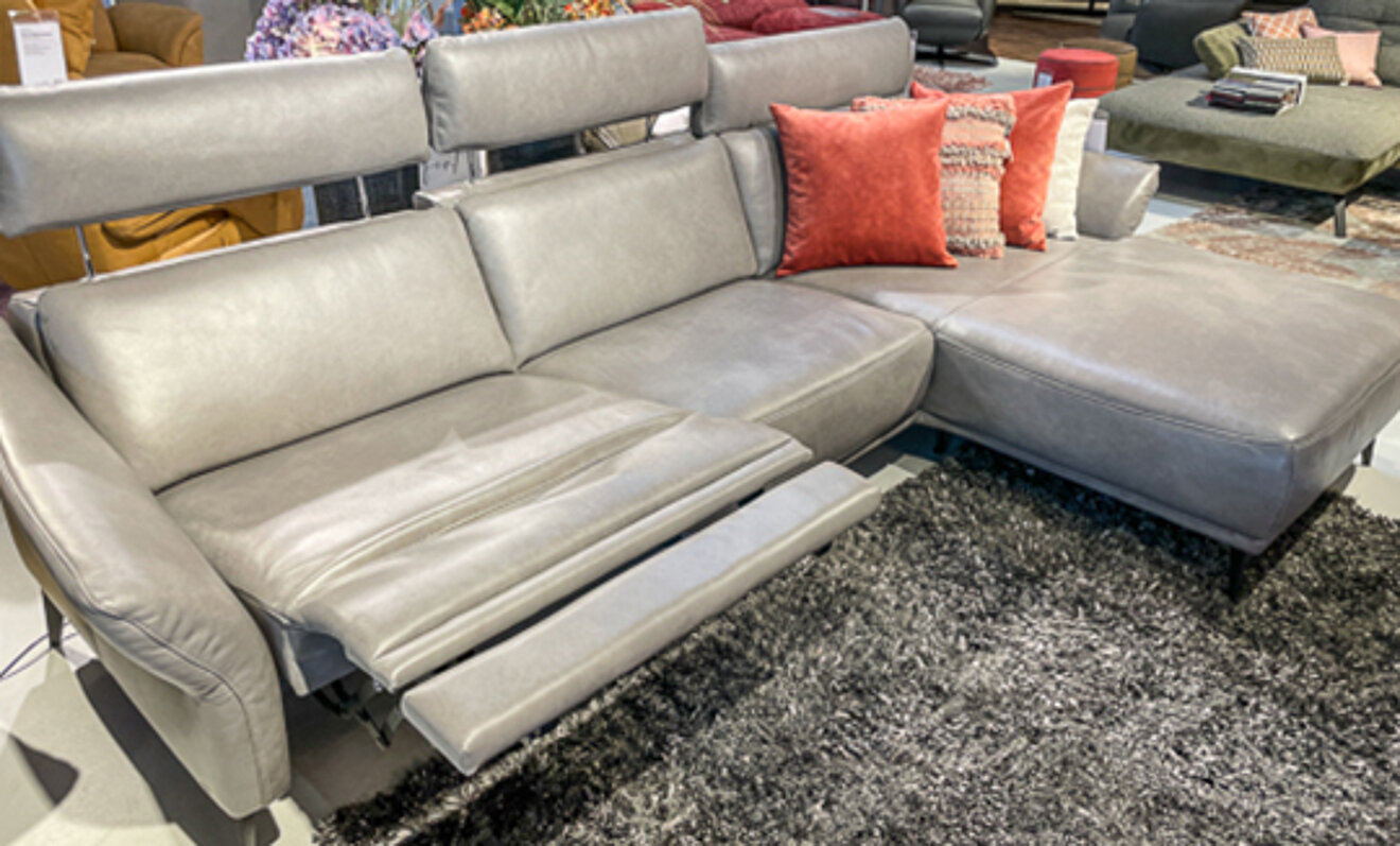 justus-ledersofa-gruppe-mit-motor